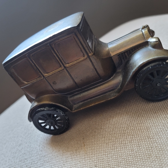 BANTHRICO, INC Chicago Vintage Brass Model T 1926 Car Bank - Picture 3 of 12